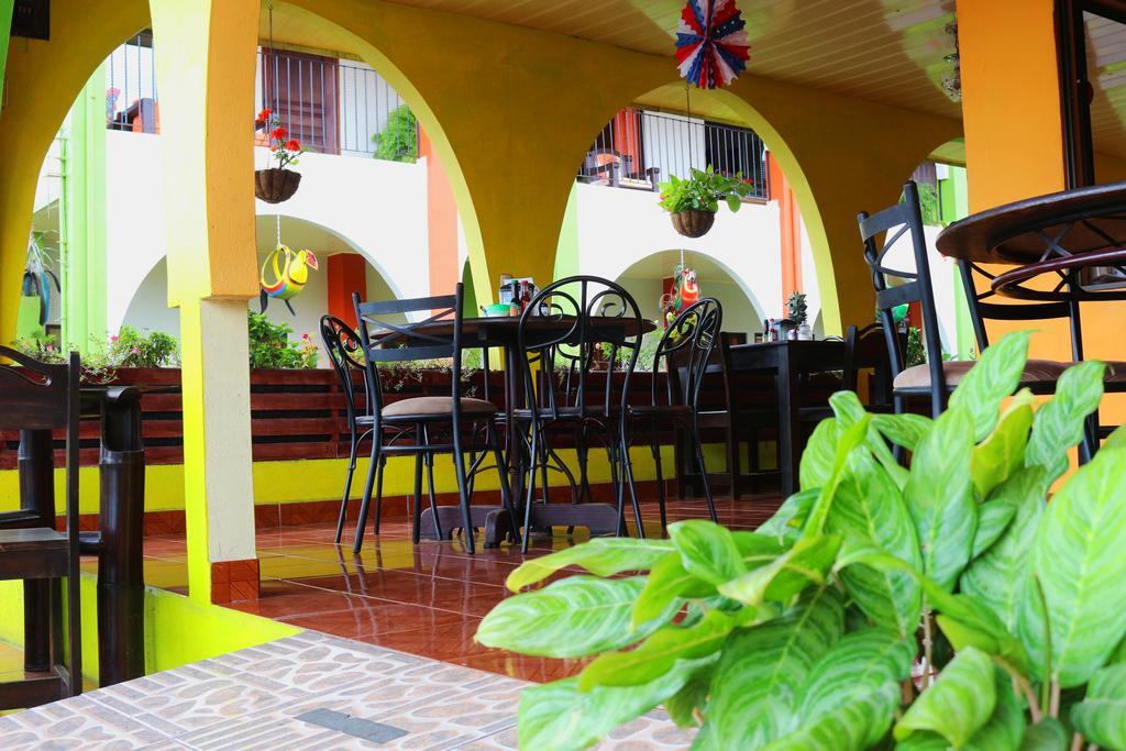 Hotel Las Flores Fortuna La Fortuna Exteriör bild